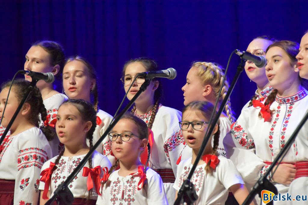 Laureaci XIX Konkursu „З ПІДЛЯСЬКОЇ КРИНИЦІ” wystąpili na bielskiej scenie